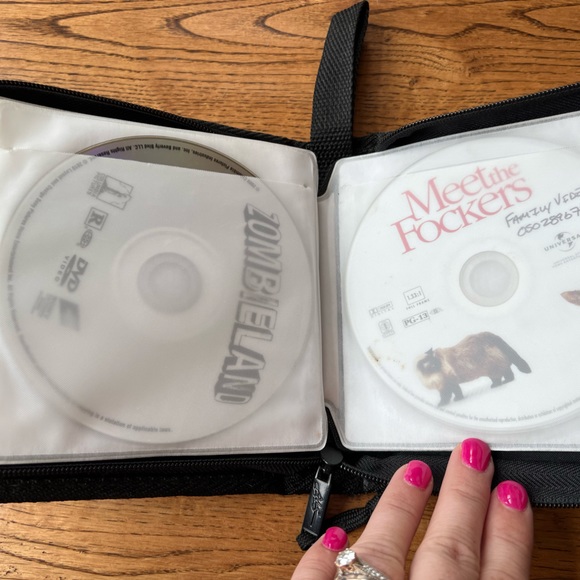 DVD bundle with case - Picture 6 of 6